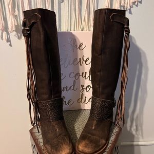 Very Volatile Los Angeles genuine leather boots